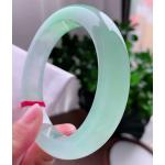 晴绿底厚装正圈手镯